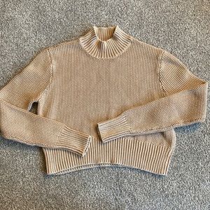 Kendall & Kylie cream knit cropped sweater